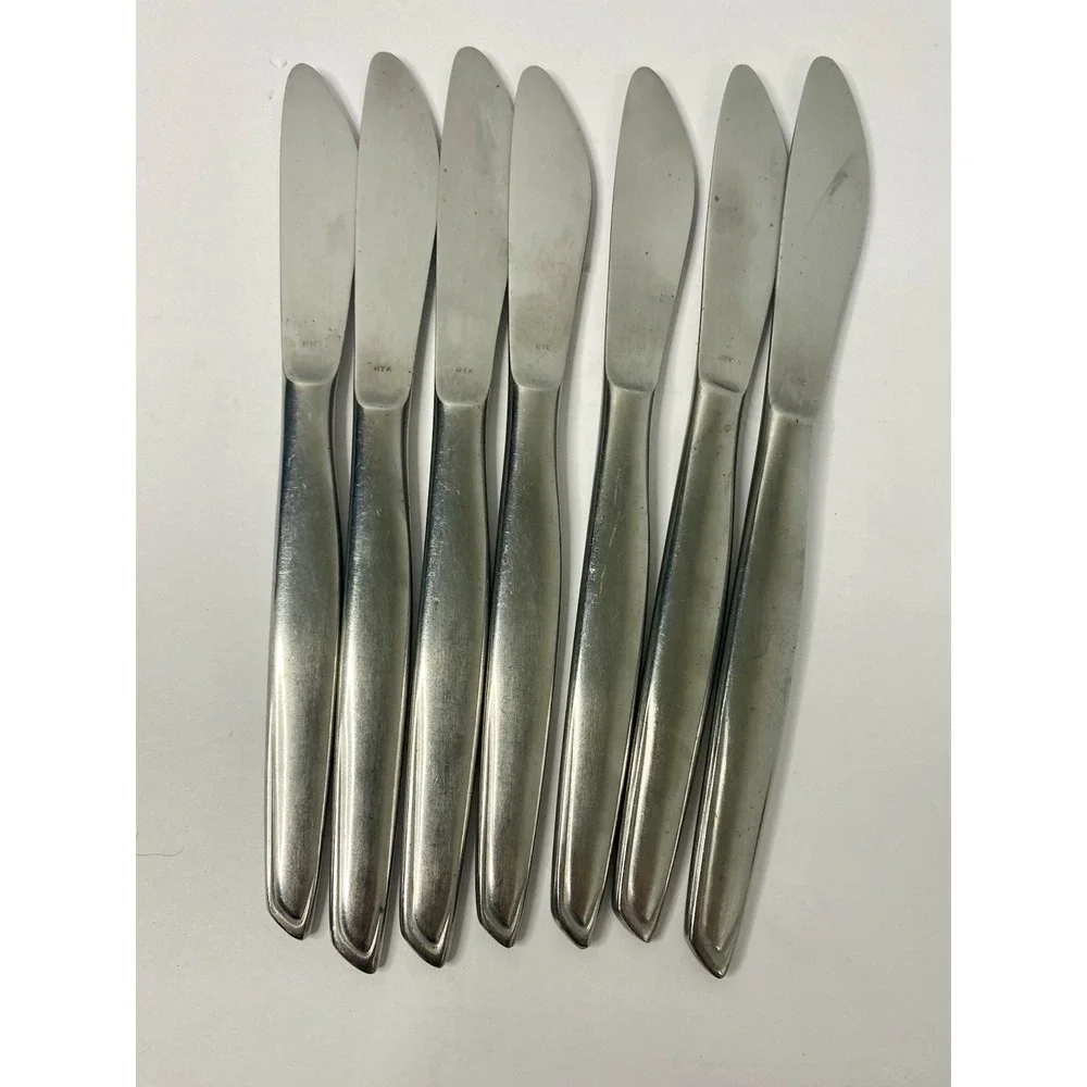 Noritake Stainless Fantasy 7 Dinner Knives 8 1/4